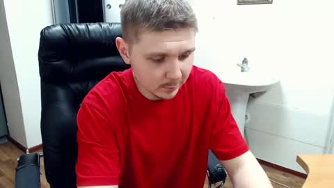 Snapshot of boy_sweet7 chatting on February 25, 6:55 pm John online show from February 25, 6:55 pm
