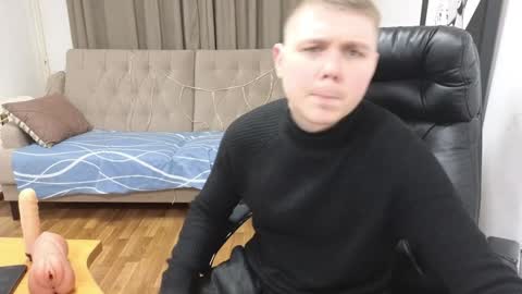 Snapshot of boy_sweet7 chatting on January 4, 3:29 am John online show from January 4, 3:29 am