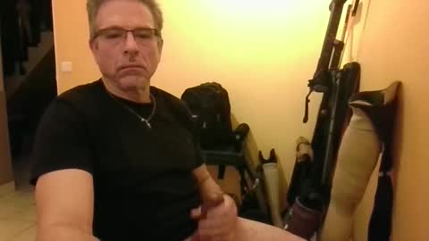 boyaroues online show from January 13, 6:59 pm