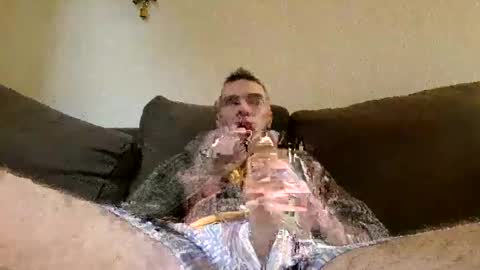 Snapshot of boybcn19 chatting on December 8, 5:22 pm Your slavesexx19 online show from December 8, 5:22 pm