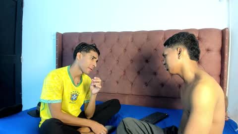 ALEX - TAYLER  -MIKE online show from September 30, 1:32 pm