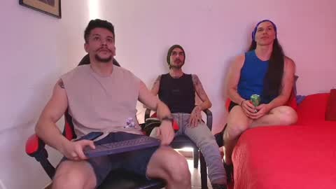 boyshots6331 online show from April 23, 7:16 am