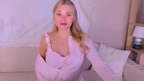BoysLoveBlondee online show from November 8, 11:24 am