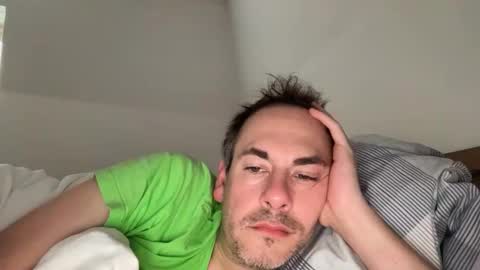 boytoyhh online show from December 14, 11:05 am