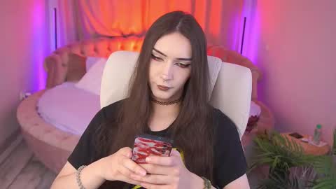 Nova online show from October 11, 9:51 pm