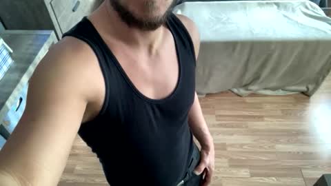 boytoy8969 online show from April 9, 12:33 pm