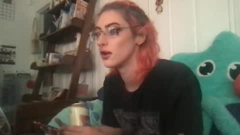 boywithbug online show from January 28, 10:12 pm