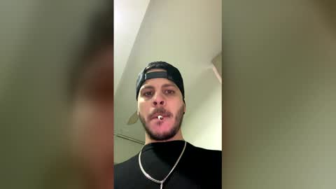 Mateo online show from February 17, 11:26 pm