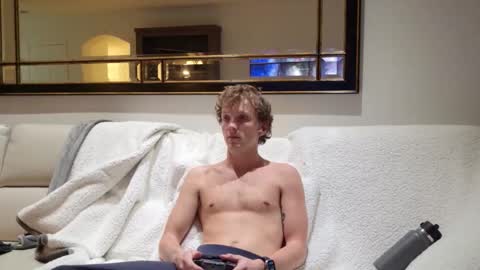 Boyyhb online show from November 14, 4:58 am