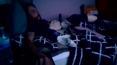 GuitarBrad1989 online show from April 1, 5:08 am