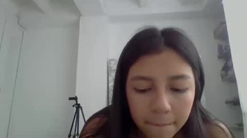 brad_and_emma293215 online show from November 24, 4:27 pm