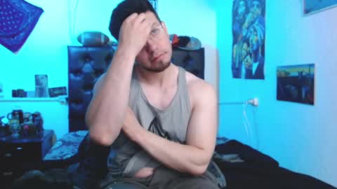 brad hot boy online show from December 18, 6:46 pm