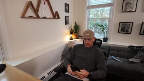 BradBronton online show from February 20, 4:31 pm