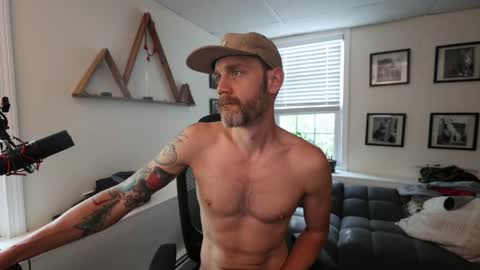 BradBronton online show from May 6, 12:11 pm