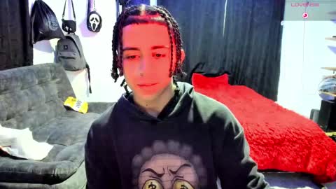 Bradley Strong online show from April 22, 3:13 am