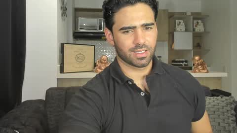 Snapshot of bradleymartin7 chatting on January 25, 11:43 pm bradleymartin7 online show from January 25, 11:43 pm