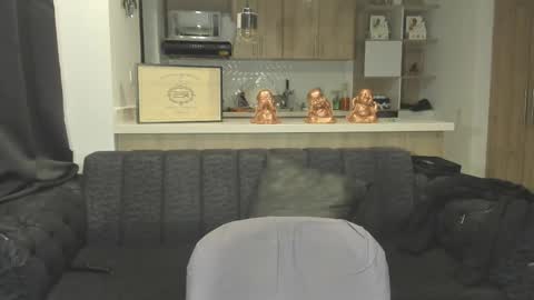 Snapshot of bradleymartin7 chatting on March 3, 1:53 am bradleymartin7 online show from March 3, 1:53 am