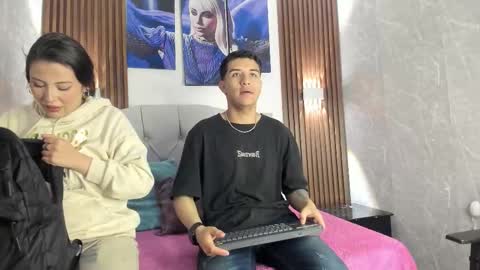 BradLovEmma  online show from October 11, 10:31 am