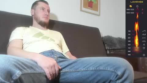 Snapshot of bradryder__ chatting on February 6, 10:47 am Call me Alex online show from February 6, 10:47 am