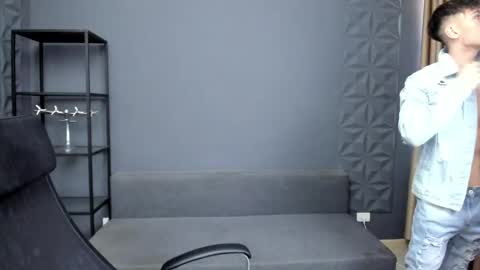 BradyFlint online show from May 26, 4:07 am
