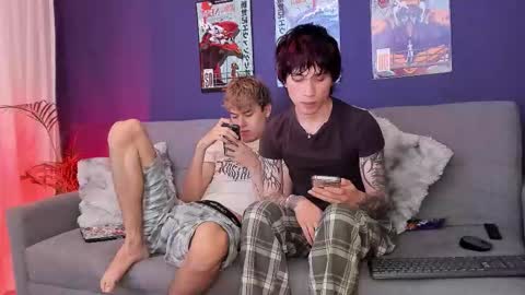 Brand online show from December 1, 6:33 am