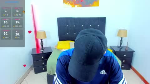 B R A N D online show from December 3, 4:33 pm