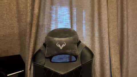 Snapshot of brandamatteson chatting on October 29, 1:13 pm Alice online show from October 29, 1:13 pm