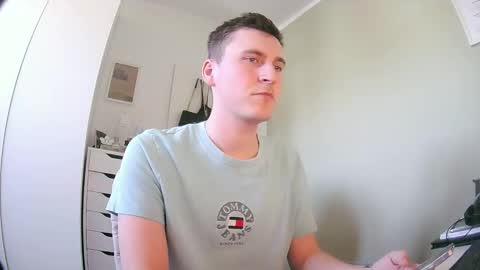 brandinator__cb online show from April 23, 12:29 pm