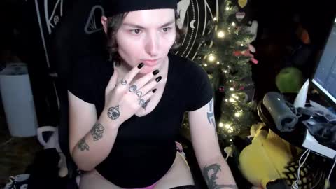 Snapshot of brandiwrld999 chatting on December 7, 3:09 am BrandiWRLD999 online show from December 7, 3:09 am