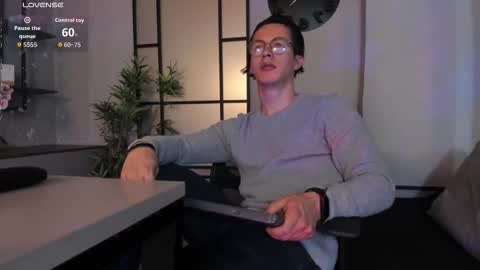 brandon_starkk online show from March 9, 12:10 pm