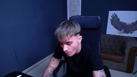 BrandonTateX online show from September 20, 11:35 am