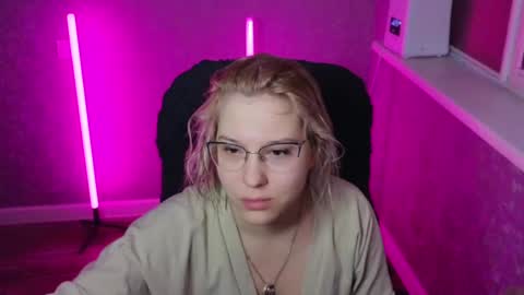 Snapshot of brandy__stars chatting on January 31, 1:54 am Belle online show from January 31, 1:54 am