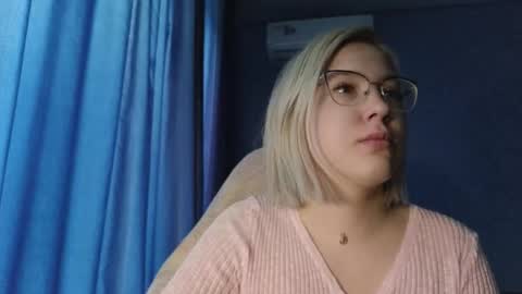 Belle  online show from October 5, 3:26 am