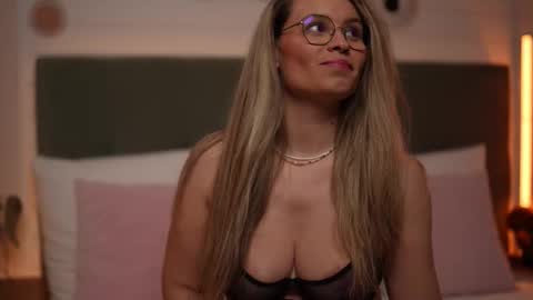 Alex online show from March 24, 5:24 am