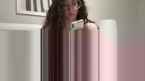 Bratty Fit Girl online show from October 27, 9:59 pm