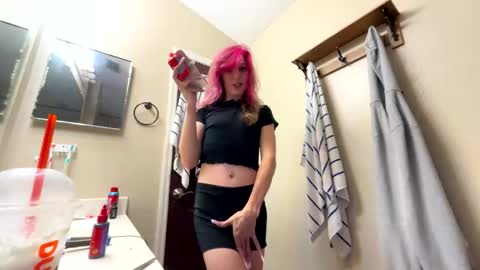 bray19509 online show from December 19, 6:03 pm