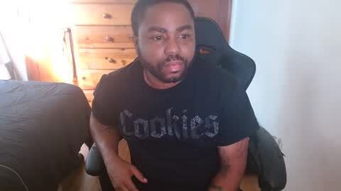 Breadw1nnah online show from October 9, 3:17 pm