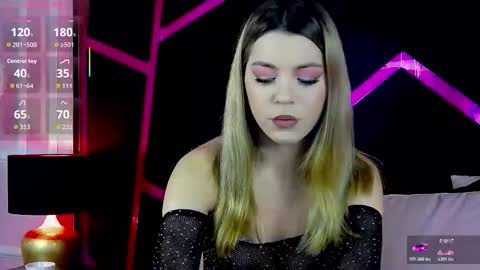 Zeline online show from January 11, 5:30 pm