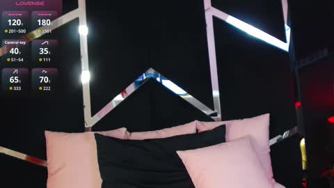 Zeline online show from September 23, 4:28 am