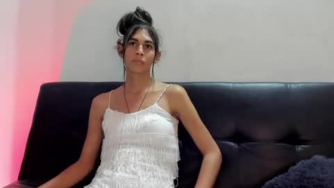 Snapshot of brenda_sofia chatting on February 11, 6:44 pm brenda_sofia online show from February 11, 6:44 pm