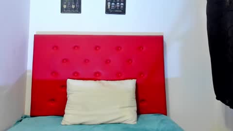 Snapshot of brenda_sofia chatting on February 27, 10:09 pm brenda_sofia online show from February 27, 10:09 pm