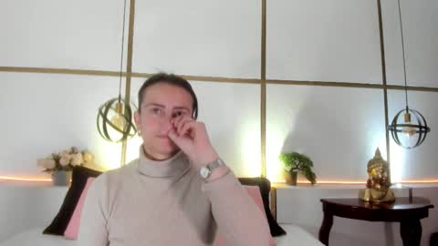 MeganBeaked online show from October 31, 4:51 pm