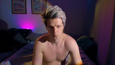 brestonsweet online show from September 18, 7:51 pm