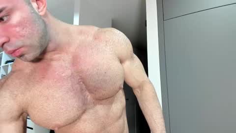 Snapshot of bretman_narcissus chatting on March 5, 2:56 pm bretman_narcissus online show from March 5, 2:56 pm