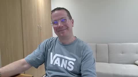 Brett online show from November 19, 3:44 pm