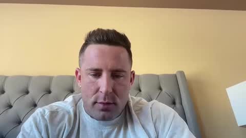 Snapshot of brettmycles chatting on February 24, 7:30 pm Brett Mycles online show from February 24, 7:30 pm