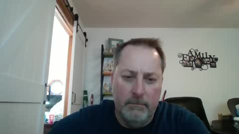 hey online show from February 1, 7:23 pm