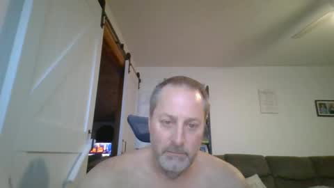 hey online show from December 5, 4:01 am