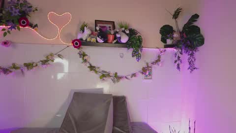 Bri cullen online show from September 29, 2:16 pm