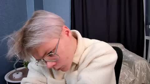 brian_mils online show from January 16, 12:25 pm